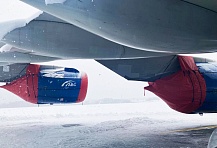 Чехлы на двигатели самолета Boeing 747-8